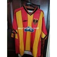 Vintage Galatasaray 2002/03 Home Kit L – Umbro from  at Galatasaray Shop # 