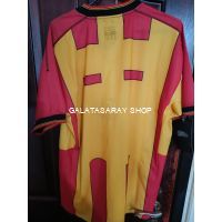 Vintage Galatasaray 2002/03 Home Kit L – Umbro from  at Galatasaray Shop # 
