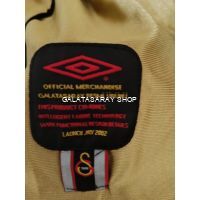 Vintage Galatasaray 2002/03 Gold Third Kit S – Umbro from  at Galatasaray Shop # 